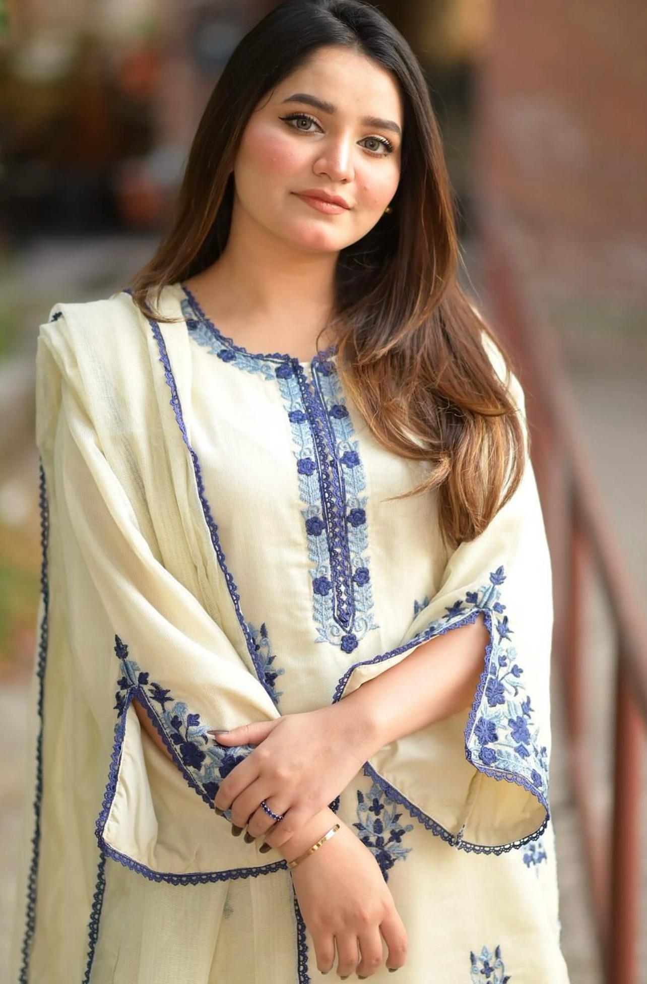 KHADDI 2-PC EMBROIDED