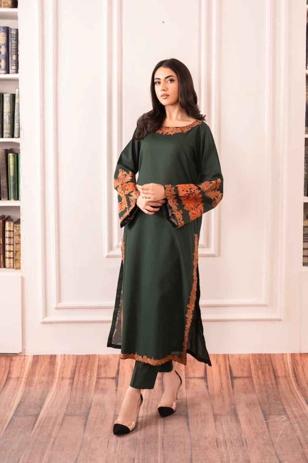 MUSHK EMBROIDERY 2PC
